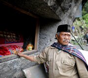 Senoviniai laidotuvių ritualai Indonezijoje