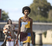 &bdquo;Chlo&eacute;&ldquo; 2022 m. pavasario ir vasaros kolekcijos modelis