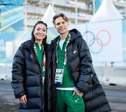 Allison Reed ir Saulius Ambrulevičius prie olimpinio kaimelio Milane.