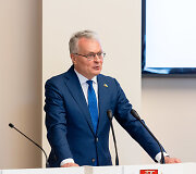 Gitanas Nausėda