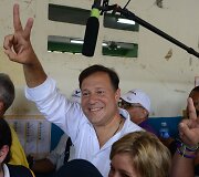 Juanas Carlosas Varela