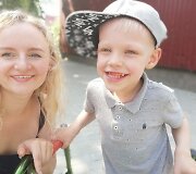 Mažojo Dominyko &scaron;eima svajoja apie operaciją JAV, kuri jų sūnui dovanotų kitokią gyvenimo kokybę.
