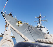 Jungtinių Amerikos Valstijų karinis laivas USS &bdquo;Gravely&ldquo;