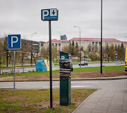 Stovėjimo aik&scaron;telė prie Seimo