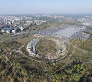 Nacionalinis stadionas turėtų virsti daugiafunkciu Sveikatinimo, &scaron;vietimo ir užimtumo kompleksu. Kada ir ar tikrai? Į &scaron;iuos klausimus turbūt negali atsakyti niekas.  2015 m. spalio 14 d. 