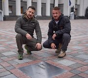 Aktorius Seanas Pennas Ukrainoje