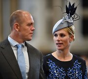 Karalienės vaikaitė Zara Tindall su vyru Mike'u Tindallu