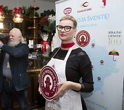 Žinomi žmonės margino meduolius