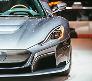 Kroatatijos &bdquo;Rimac&ldquo; pristatė daugiau nei 1800 AG turintį hiperautomobil