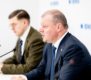 Arnoldas Pikžirnis, Saulius Skvernelis