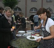 Pasveikinti &bdquo;La Boheme&ldquo; su gimtadieniu ir naujo kiemelio atidarymu susirinko i&scaron;tikimi draugai 