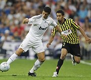 Antrosiose B grupės rungtynėse tarp Ispanijos vicečempiono Madrido &bdquo;Real" ir &bdquo;Al-Ittihad" (Saudo Arabija) klubų taip pat baigėsi lygiosiomis 1:1 (0:0).