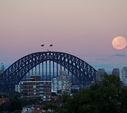 Bra&scaron;kinis mėnulis Sidnėjuje, Australijoje