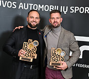 Benas &Scaron;imkus su &scaron;turmanu Vaidu Pauliku. Panaudota asmeninio Beno &Scaron;imkaus archyvo nuotr.