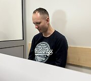Benas Mikutavičius atvežtas į teismą