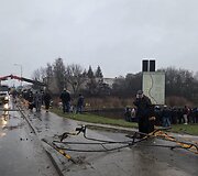 Panevėžyje nuskendo automobilis: vyksta gelbėjimo operacija