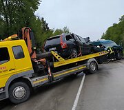 Skapi&scaron;kyje susidūrus automobiliui ir mikroautobusui žuvo žmogus