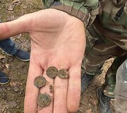 Netoli Karpi&scaron;kių kaimo archeologai aptiko vokiečių kareivio palaikus ir jautrų radinį