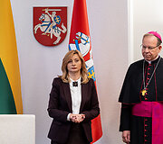 Rita Tama&scaron;unienė, Gintaras Gru&scaron;as
