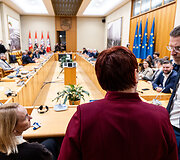 Seimo posėdis, Gruodžio 16d.