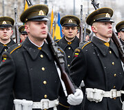 Valstybės vėliavos pakėlimo ceremonija Nepriklausomybės aik&scaron;tėje
