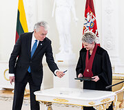 Gitanas Nausėda, Nida Grunskienė
