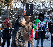 Iraniečių protesto akcija prie JAV ambasados prie&scaron; Irano rėžimą