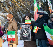 Iraniečių protesto akcija prie JAV ambasados prie&scaron; Irano rėžimą