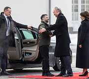 Volodymyras Zelenskis, Gitanas Nausėda