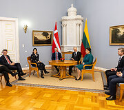 Danijos Karaliaus Frederiko X ir karalienės Mary oficiali pasitikimo ceremonija prezidentūroje
