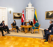 Danijos Karaliaus Frederiko X ir karalienės Mary oficiali pasitikimo ceremonija prezidentūroje
