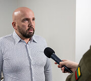 Nagrinėjama Arturo Fridmano byla, už SSRS nusikaltimų neigimą