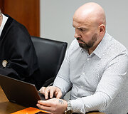 Nagrinėjama Arturo Fridmano byla, už SSRS nusikaltimų neigimą