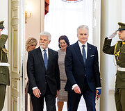 Petras Pavelas, Gitanas Nausėda