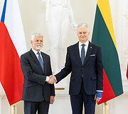 Petras Pavelas, Gitanas Nausėda