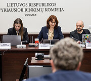 Gitana Matiekuvienė, Lina Petronienė, Maksimas Reznikovas