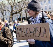 Protestas-eitynės prie&scaron; Lietuvos bendradarbiavimą Izraelio ir JAV karuose &bdquo;Karui &ndash; NE!&ldquo;