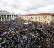 Protestas ,,&Scaron;alin rankas nuo laisvo žodžio&ldquo;