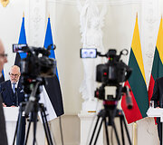 Prezidento Gitano Nausėdos ir Estijos Prezidento Alaro Kariso bendra spaudos konferencija