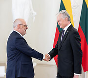 Prezidento Gitano Nausėdos ir Estijos Prezidento Alaro Kariso bendra spaudos konferencija