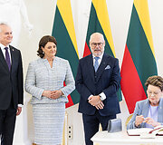 Gitanas Nausėda, Diana Nausėdienė, Alaras Karisas, Sirje Karis
