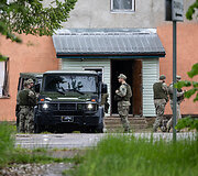 Gudžių kaime Karo policija ir Lietuvos kariuomenė ie&scaron;ko drono