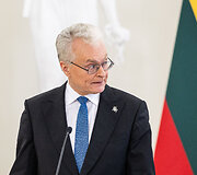 Bendra Europos Komisijos Pirmininkės ir Baltijos &scaron;alių Prezidentų spaudos konferencija Prezidento rūmuose