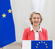 Bendra Europos Komisijos Pirmininkės ir Baltijos &scaron;alių Prezidentų spaudos konferencija Prezidento rūmuose