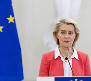 Bendra Europos Komisijos Pirmininkės ir Baltijos &scaron;alių Prezidentų spaudos konferencija Prezidento rūmuose