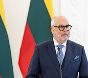 Bendra Europos Komisijos Pirmininkės ir Baltijos &scaron;alių Prezidentų spaudos konferencija Prezidento rūmuose