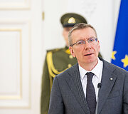 Bendra Europos Komisijos Pirmininkės ir Baltijos &scaron;alių Prezidentų spaudos konferencija Prezidento rūmuose