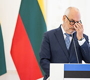 Bendra Europos Komisijos Pirmininkės ir Baltijos &scaron;alių Prezidentų spaudos konferencija Prezidento rūmuose
