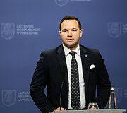 Inga Ruginienė susitiko su ekonomikos ir inovacijų ministru Edvinu Grik&scaron;u, vidaus reikalų ministru Vladislavu Kondratovičiumi ir kra&scaron;to apsaugos ministru Robertu Kaunu
