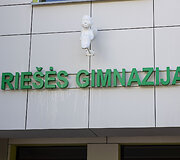 Rie&scaron;ės gimnazija